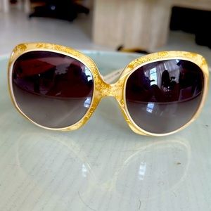 Dior oversize gold sunglasses- no case